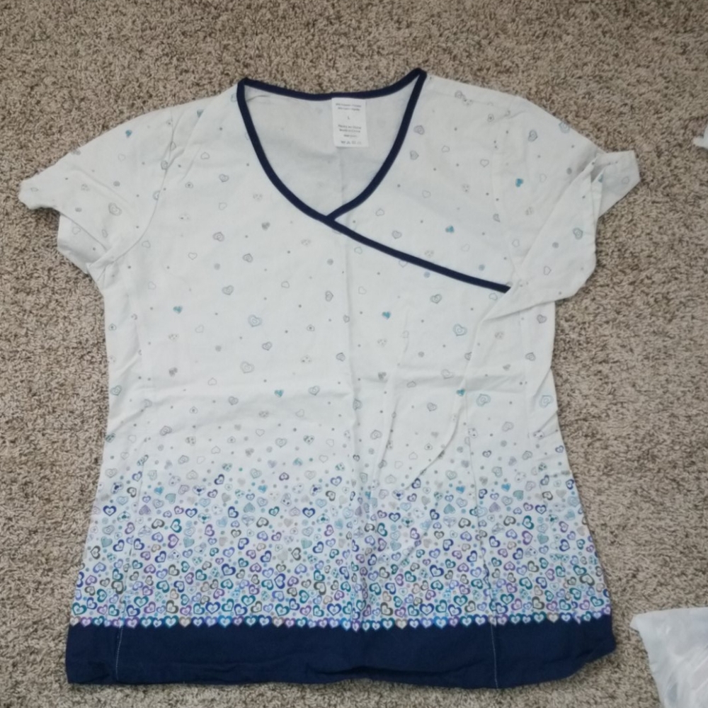 Scrub top